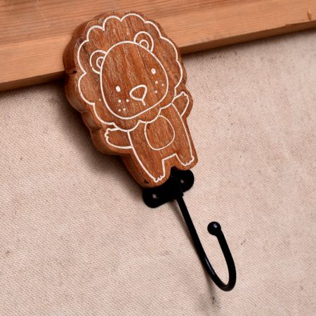 Brown Wooden Lion Wall Hooks For Kids